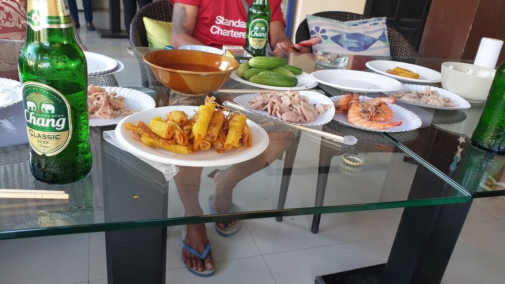 Fish And Summer House Patong Exterior foto
